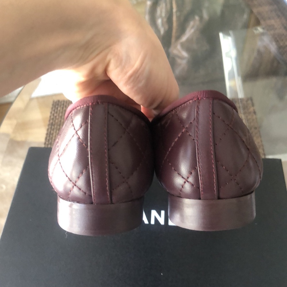 Chanel Quilted leather Ballet Flats in Deep Plum size 38 - Picture 5 of 9
